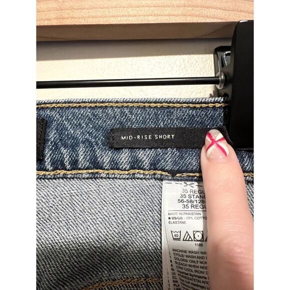 NWT Banana Republic Mid-Rise Medium Wash Denim 4" Shorts Plus Size 35 - Picture 7 of 10